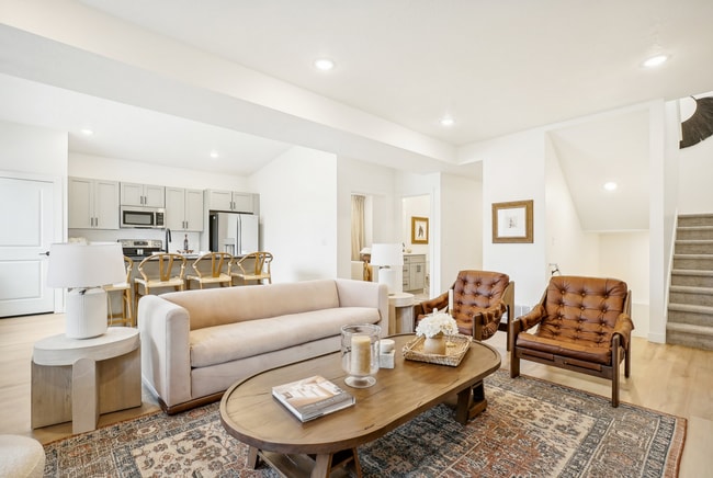Charleston Apartments with EV Charging - Off Grid Apartments With Electric Vehicle Charging