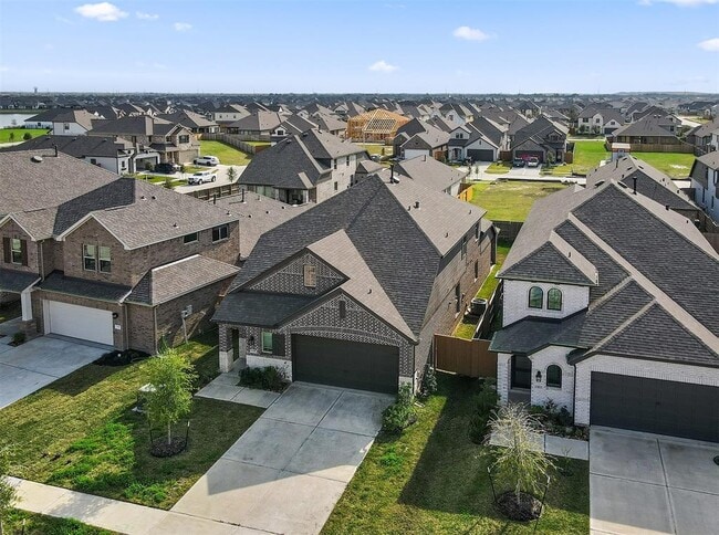 Building Photo - 13017 Sapphire Lake Ln