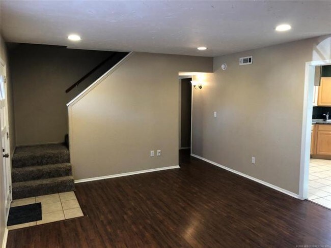 Building Photo - 4 bedroom in Broken Arrow OK 74011