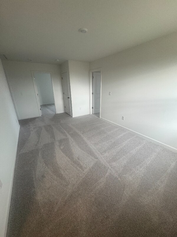 Building Photo - 133 Rolling Mdw Wy