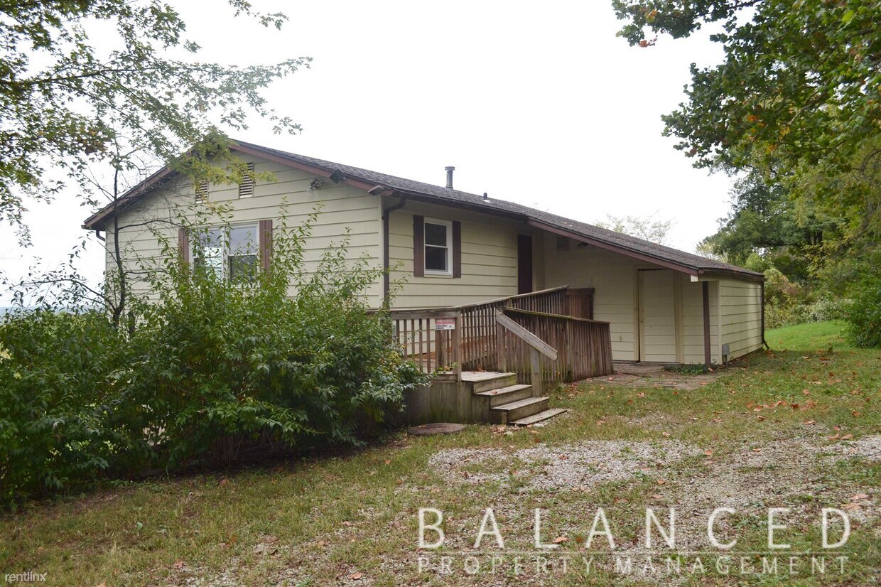 Primary Photo - 2 br, 1 bath House - 1702 N 466th Rd