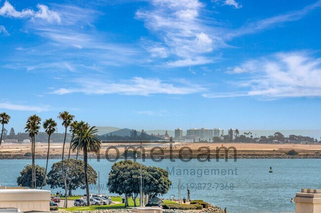 Foto del edificio - 2 BR/ 2BA 1380 SQFT Point Loma / La Playa ...