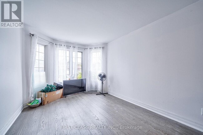Building Photo - 3309 Loyalist Dr