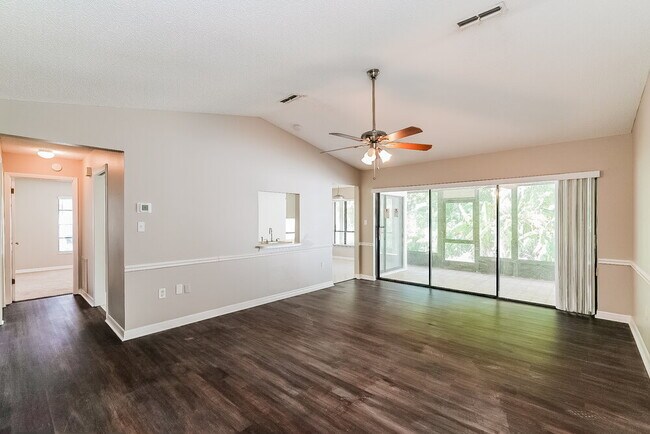 Building Photo - 7841 Riverdale Dr