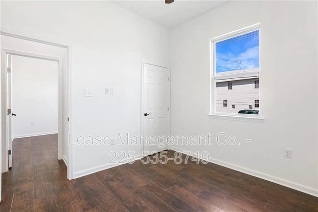 Building Photo - 8733 Olive St