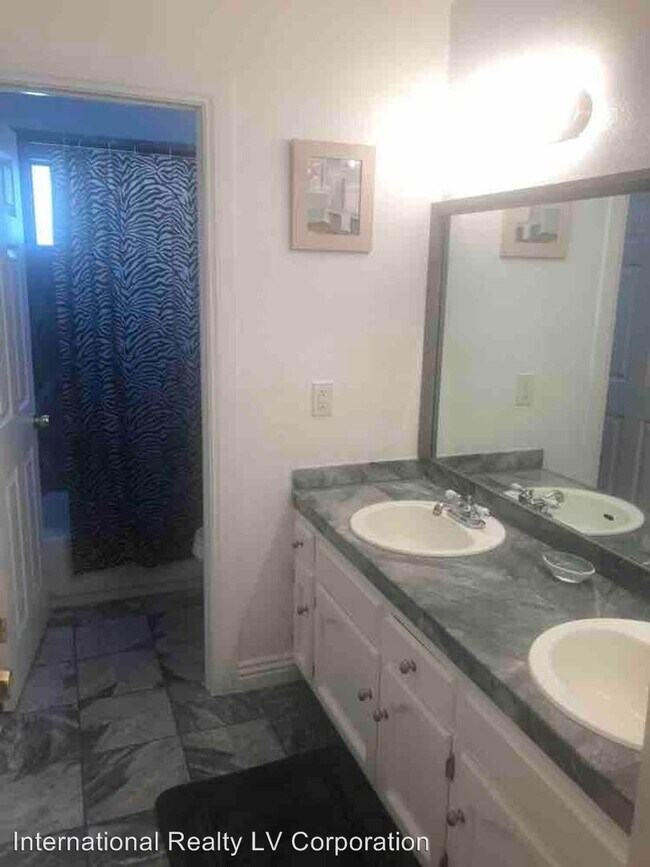 Foto del edificio - 5 br, 3 bath House - 4645 Plaza Pecos Drive