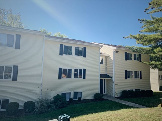 Building Photo - 6552 Murray Avenue - 5