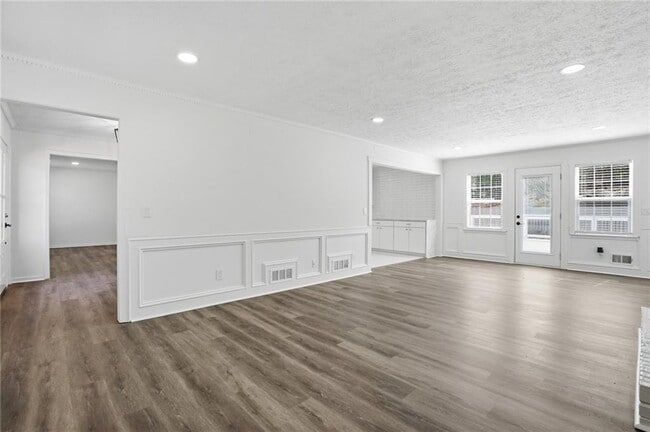 Foto del edificio - 313 Summit Ridge Dr