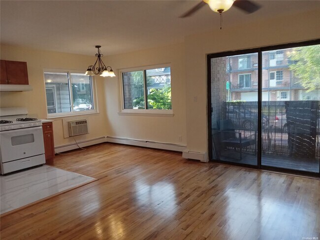 Building Photo - 213-54-213-38 38th Ave