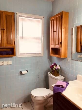 Building Photo - 3 br, 1 bath House - 1210 Webster St