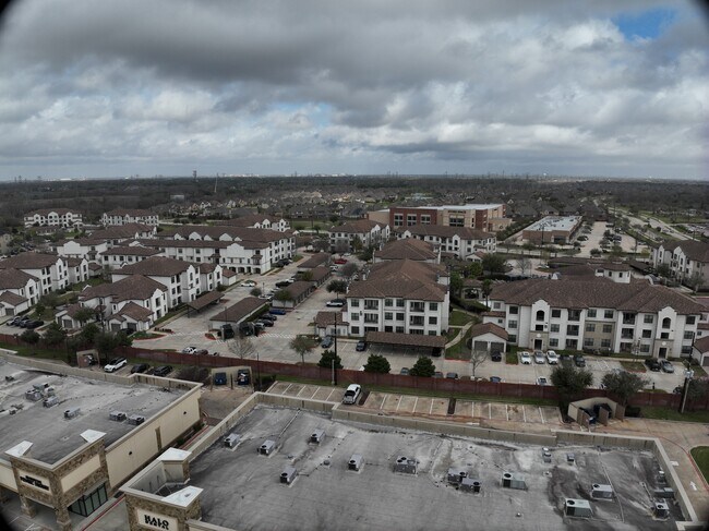 Exterior 3D - 10X Stella at Riverstone