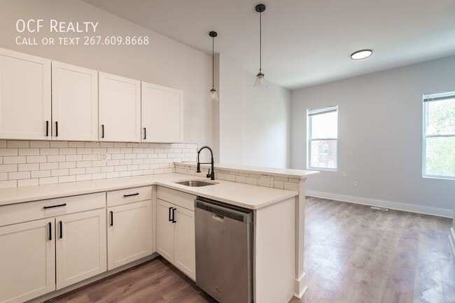 Building Photo - 5111 Willows Ave
