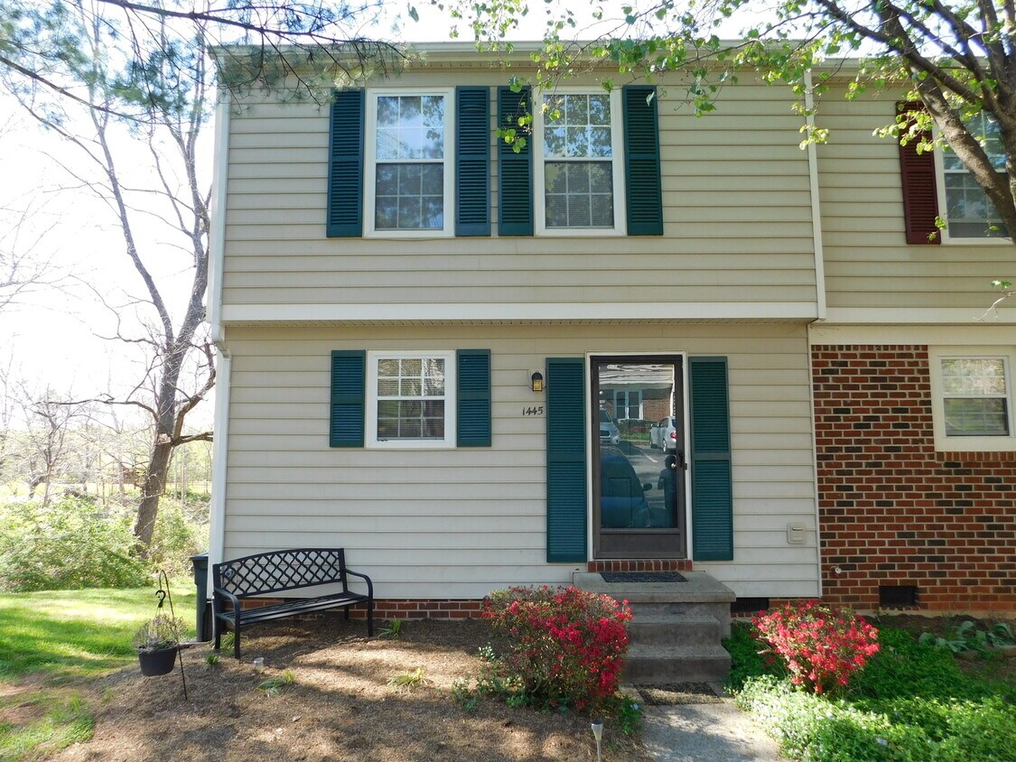 1445 Ashbourne Dr, Lynchburg, VA 24501 House Rental in Lynchburg, VA