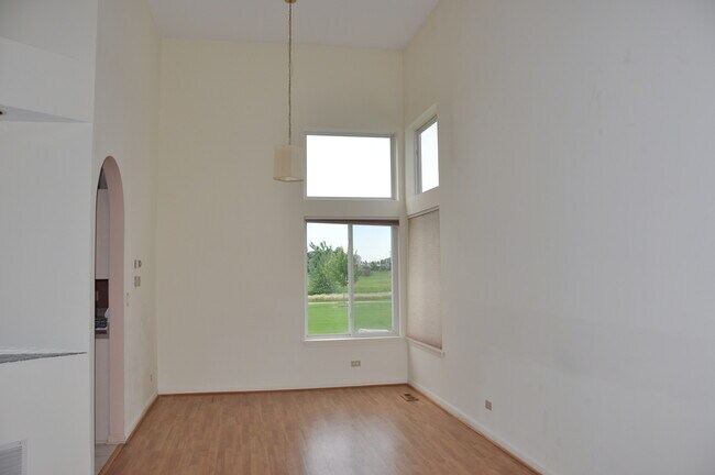 Foto del edificio - 2135 Feldott Ln