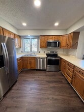 Building Photo - 201 Chinquapin Oak Ln