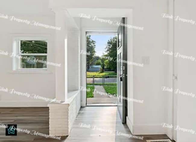 Photo - 1201 Comfort St House