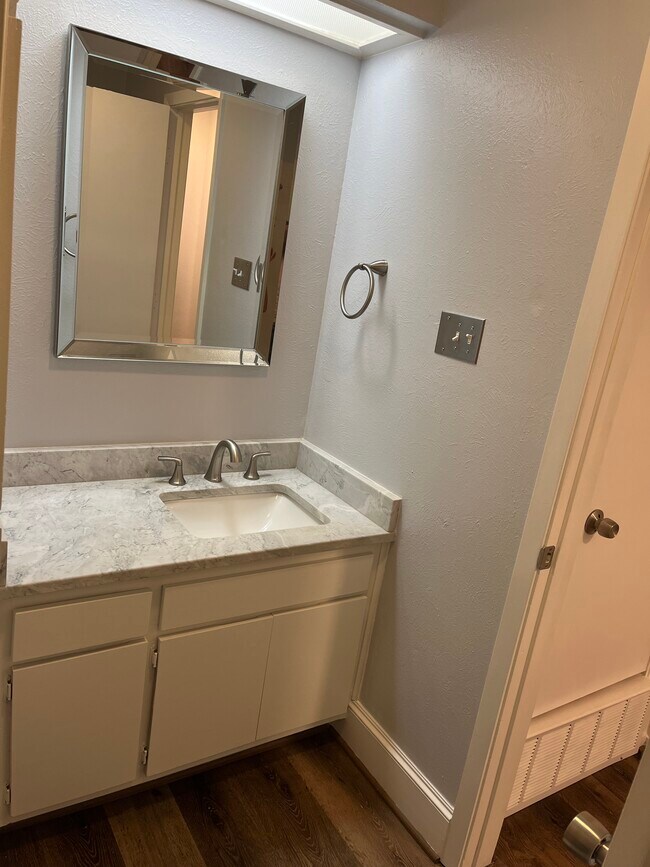 Foto del edificio - 8834 Sandcastle Ct