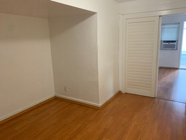 Bedroom looking toward living room - 1346 Bayview Dr