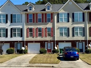 Building Photo - 1708 Redan E