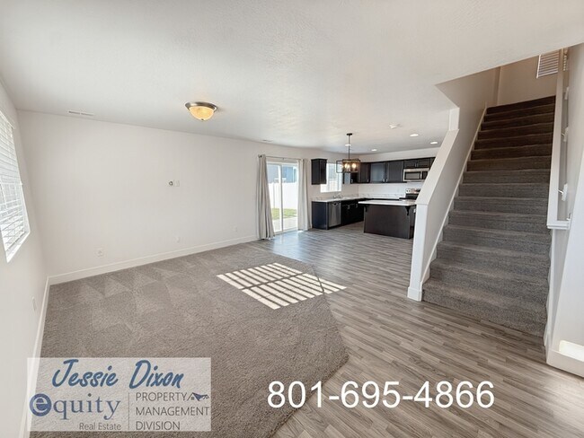 Building Photo - 1822 W Parkview Dr