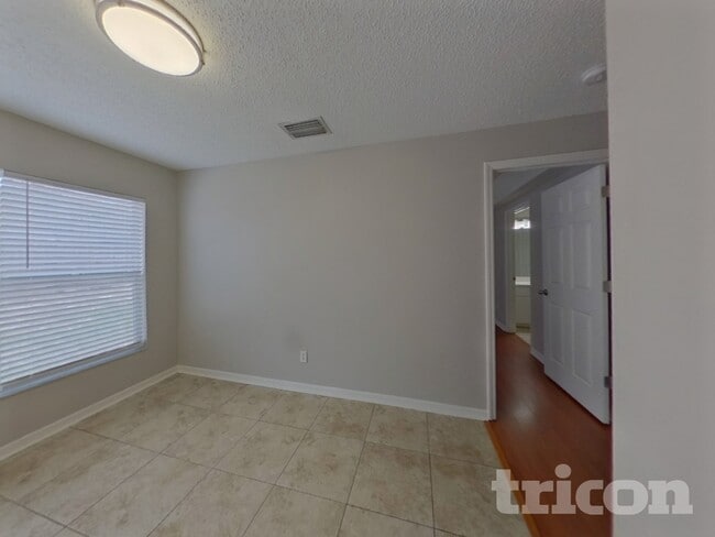 Building Photo - 914 Cape Cod Cir