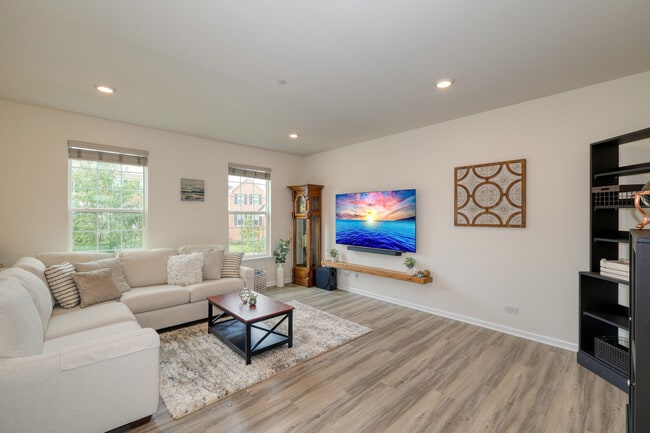 Building Photo - 1675 Sager Way