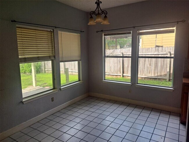 Foto del edificio - 16401 Framingham Cir