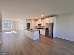 Building Photo - 139 Bamboo Shoot Ln