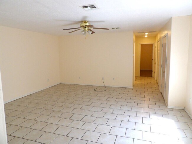 Foto del edificio - 1411 NW Lake Ave