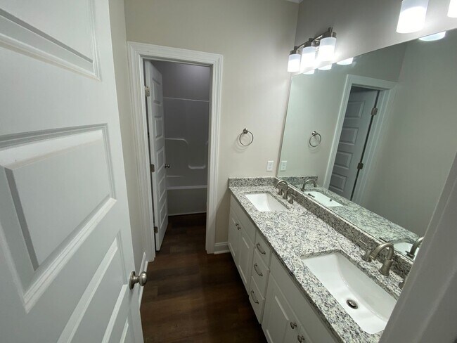 Building Photo - 3430 Bellingham Ln