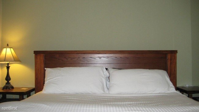Foto del edificio - 2 br, 1 bath  - 600 W 3rd St Apt A110