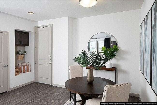 Building Photo - 3013 Doryn Dr