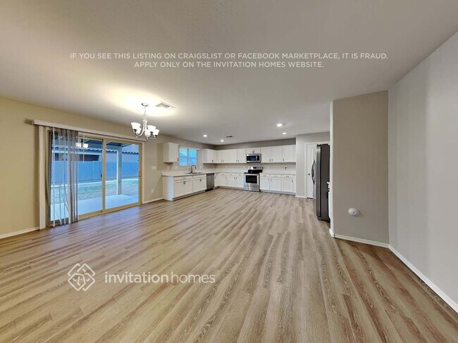 Building Photo - 1102 Canyonlands Ct