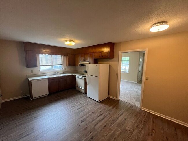 Foto del edificio - 307 Nye Dr