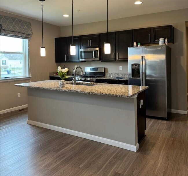 Foto del edificio - 12512 Chambliss Dr