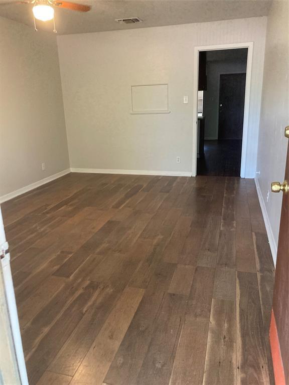 Building Photo - 2401 Ventura Dr