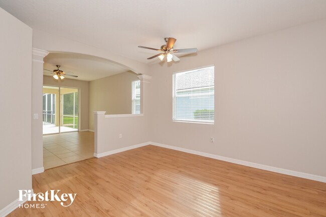 Foto del edificio - 11527 57th St Cir E