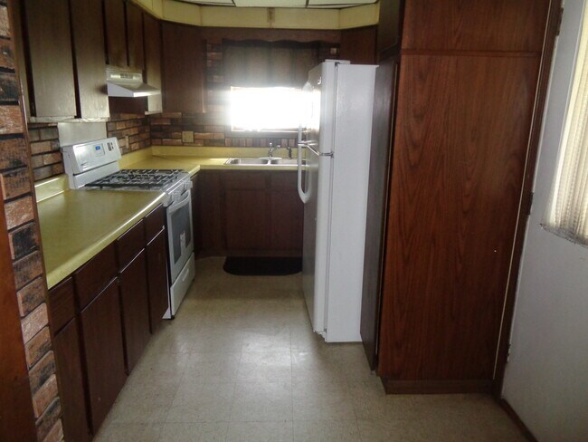 Building Photo - 168 Greenville Ave