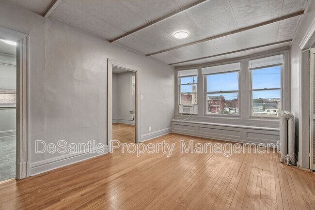 Foto del edificio - 512 S Millvale Ave