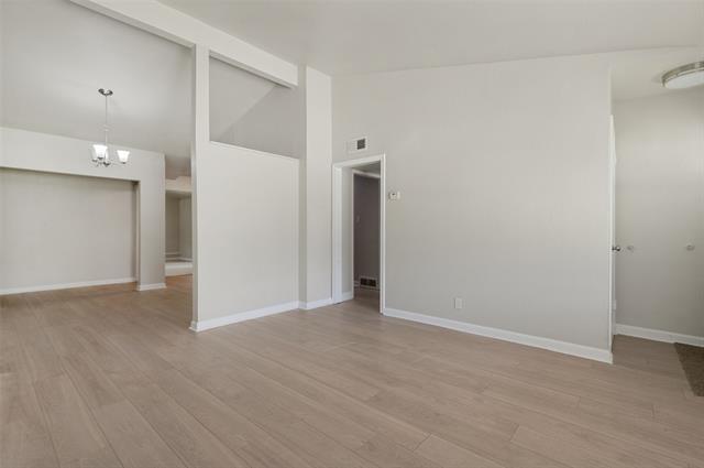 Foto del edificio - 3221 Ridgeview Cir