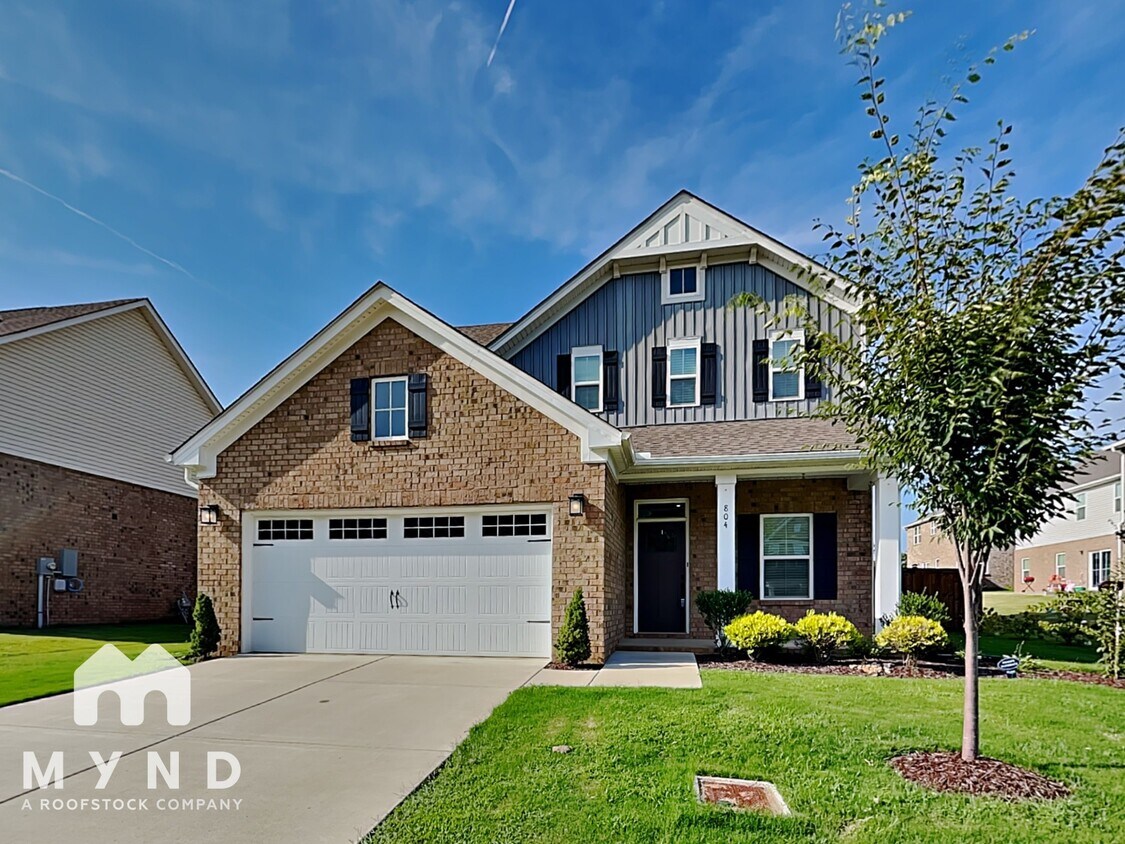 Foto principal - 804 Twin Falls Dr