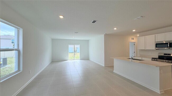 Building Photo - 3610 Hardman Dr