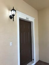 141 E Thatch Palm Cir