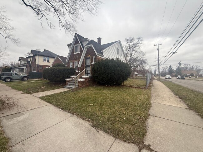 Foto del edificio - 12847 Maiden St