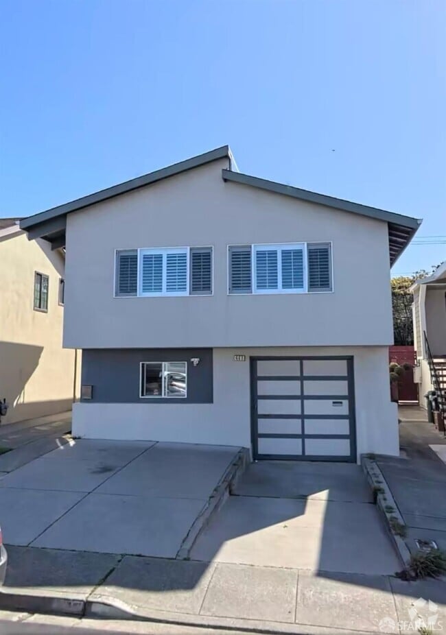 Building Photo - 441 St Francis Blvd