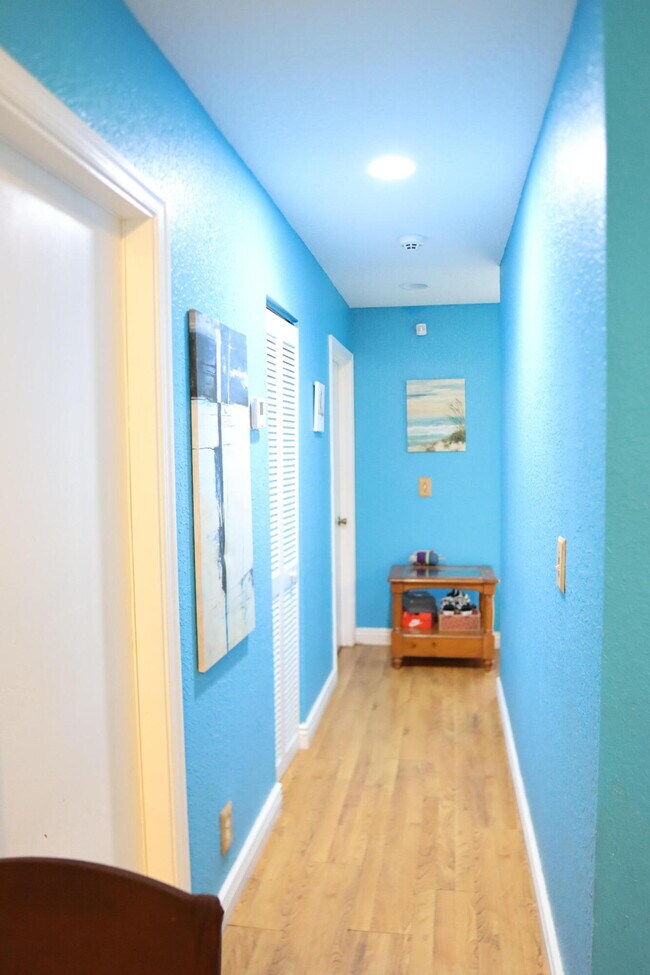 Foto del edificio - 2122 E Ridge Circle East