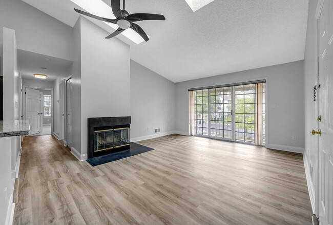 Living Room - 943 Juniper Way