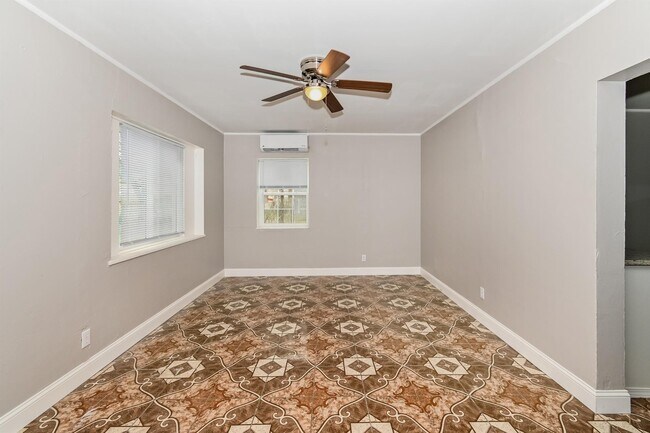 Foto del edificio - 1531 N Indianapolis Ave