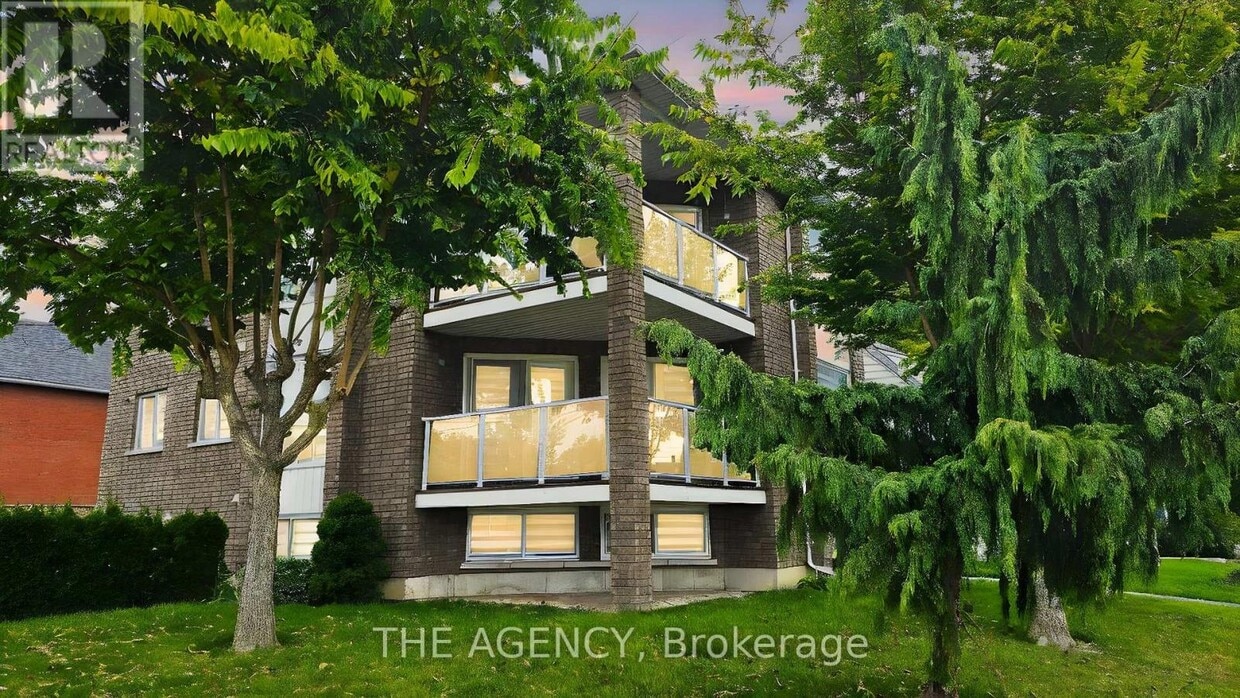 Building Photo - 290 Elmgrove Ave