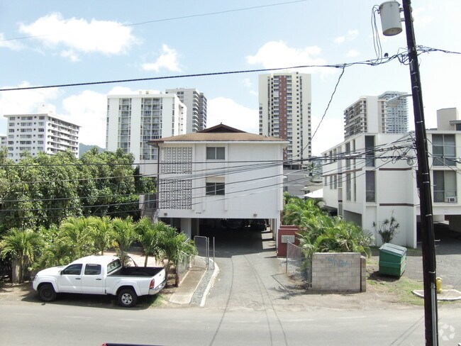 Foto del edificio - 2730 Kaaha St